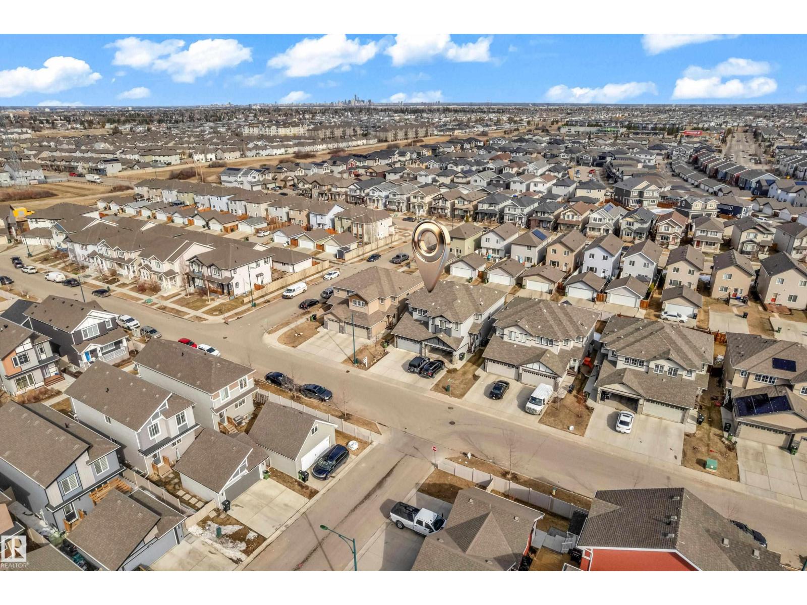 2526 19A AV NW, Edmonton