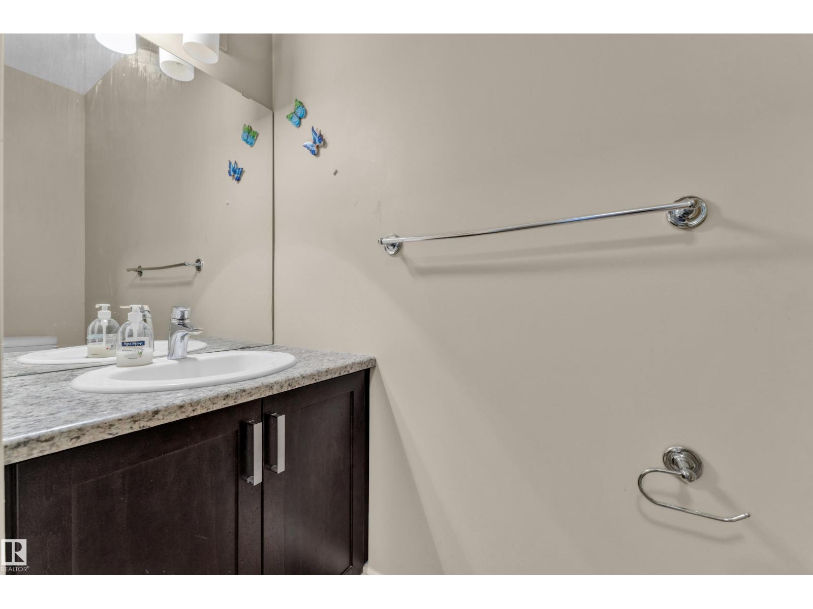 2526 19A AV NW, Edmonton