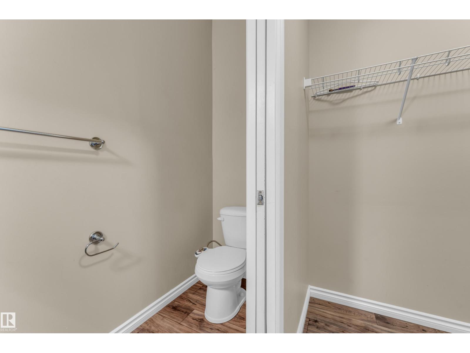 2526 19A AV NW, Edmonton