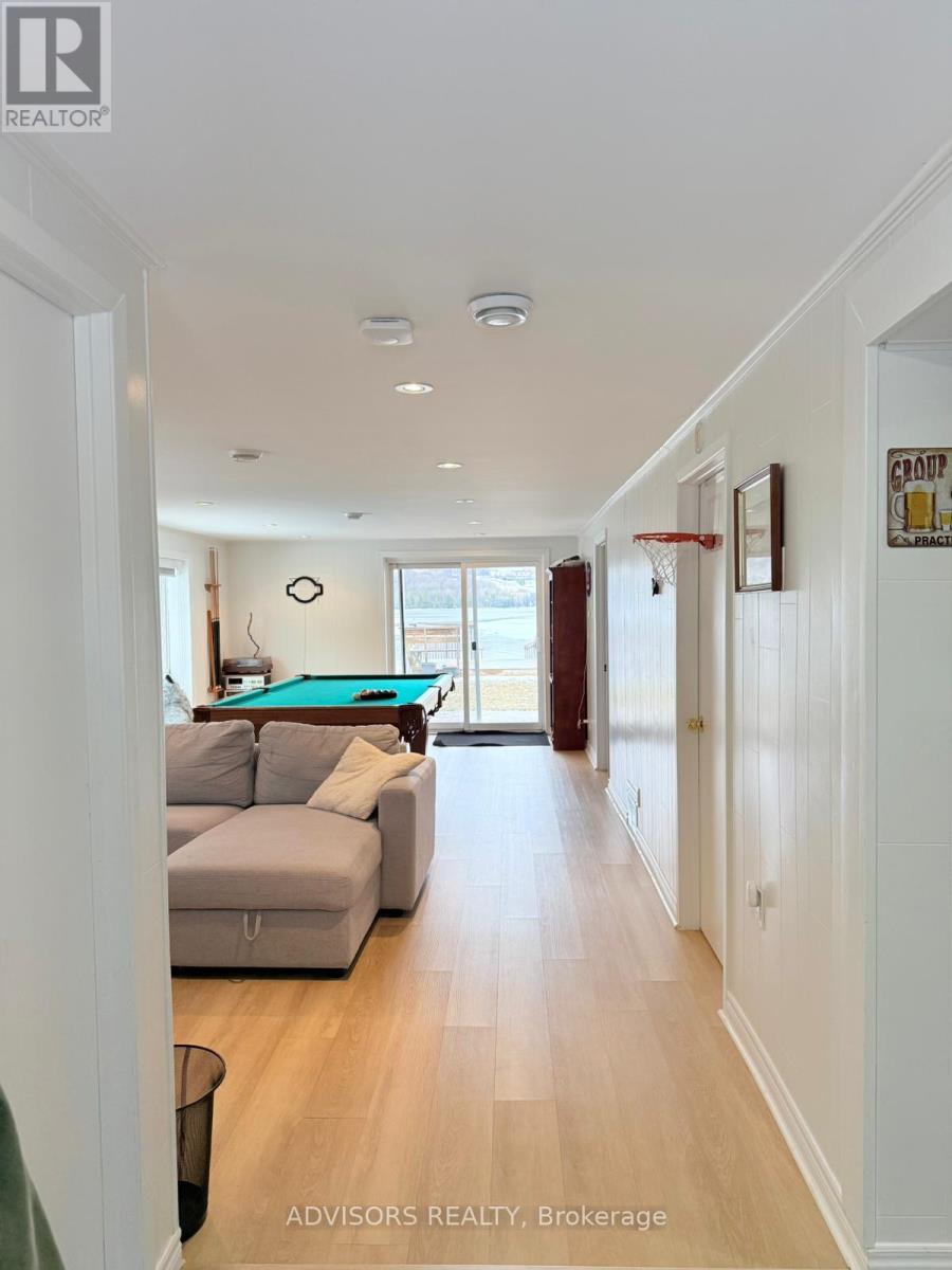 9 BOW ROAD - 5