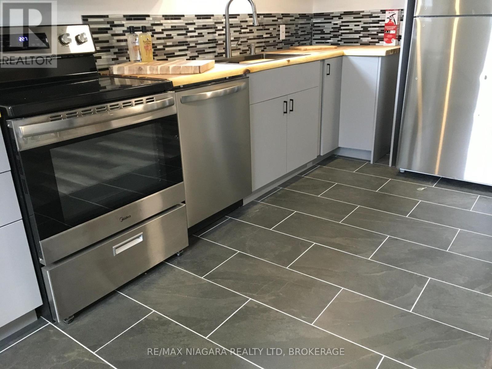 7701 CORTINA CRESCENT — photo 26