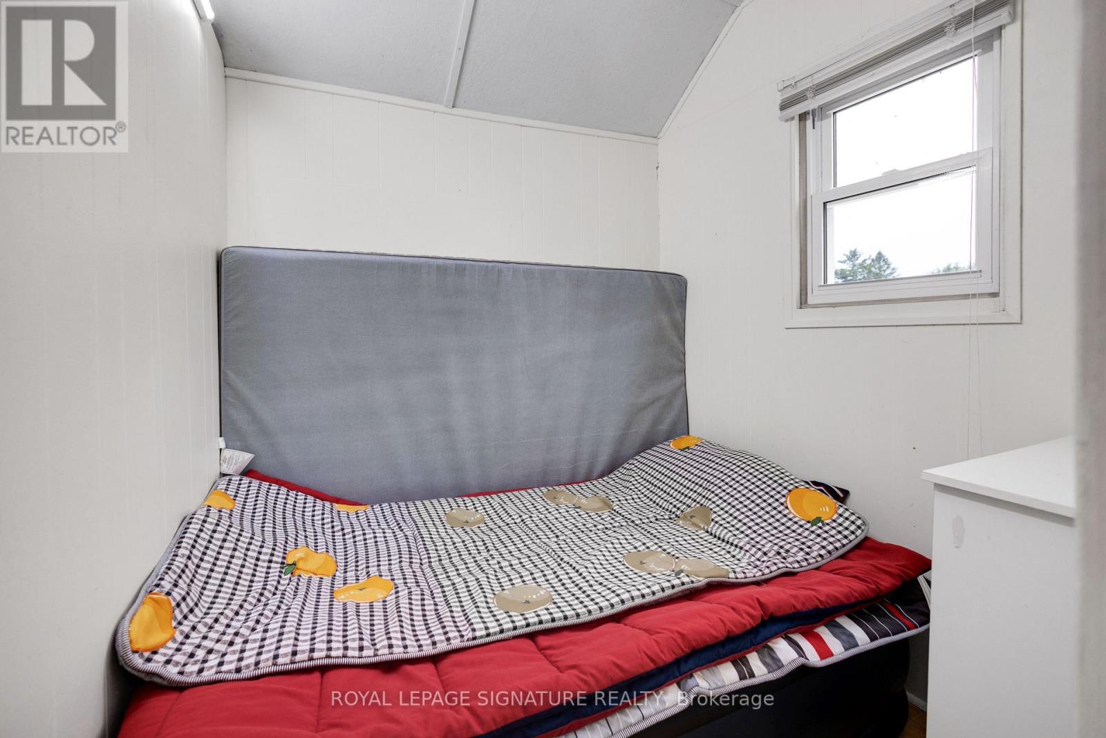 25 PLAYFAIR DRIVE - 15