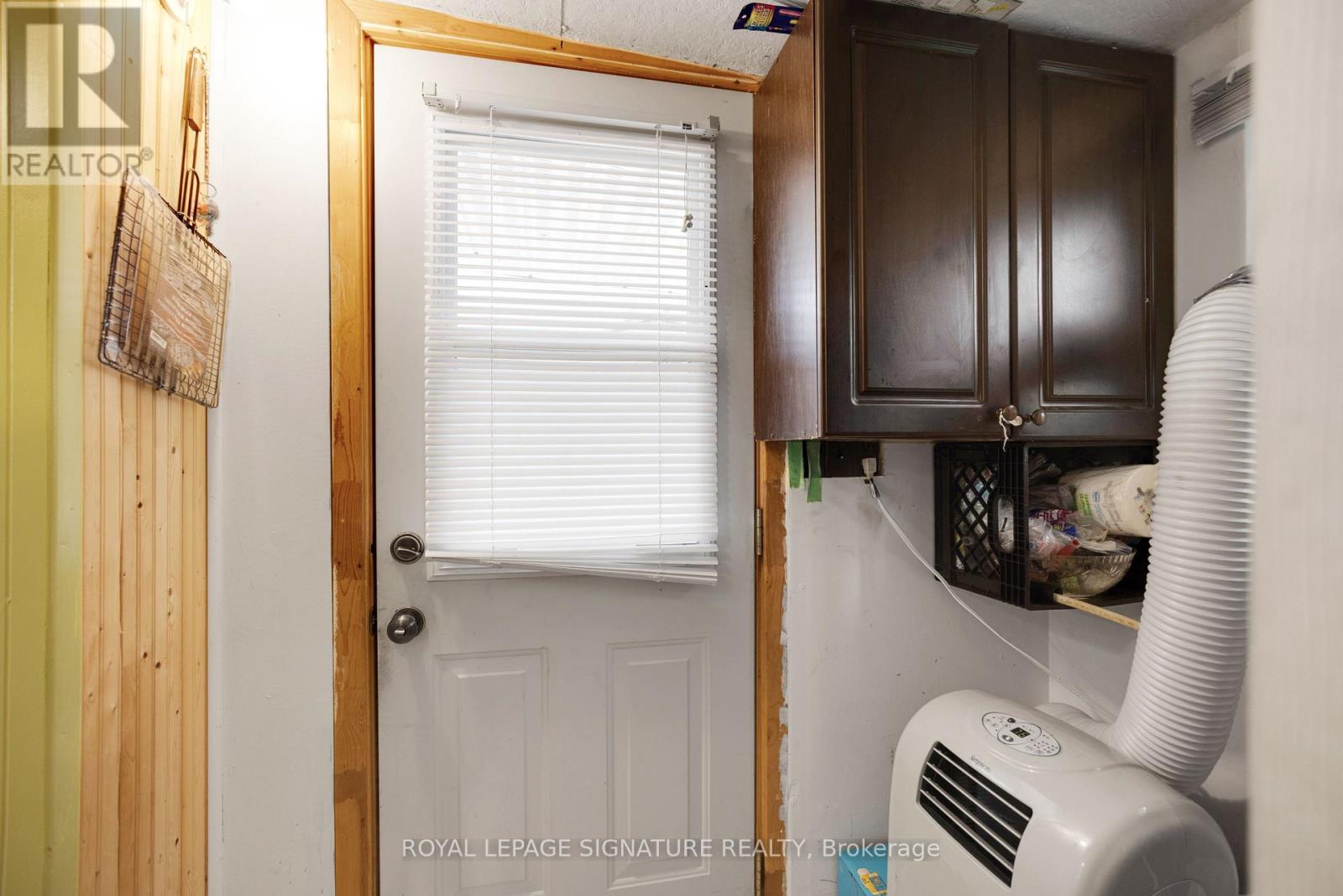 25 PLAYFAIR DRIVE - 23