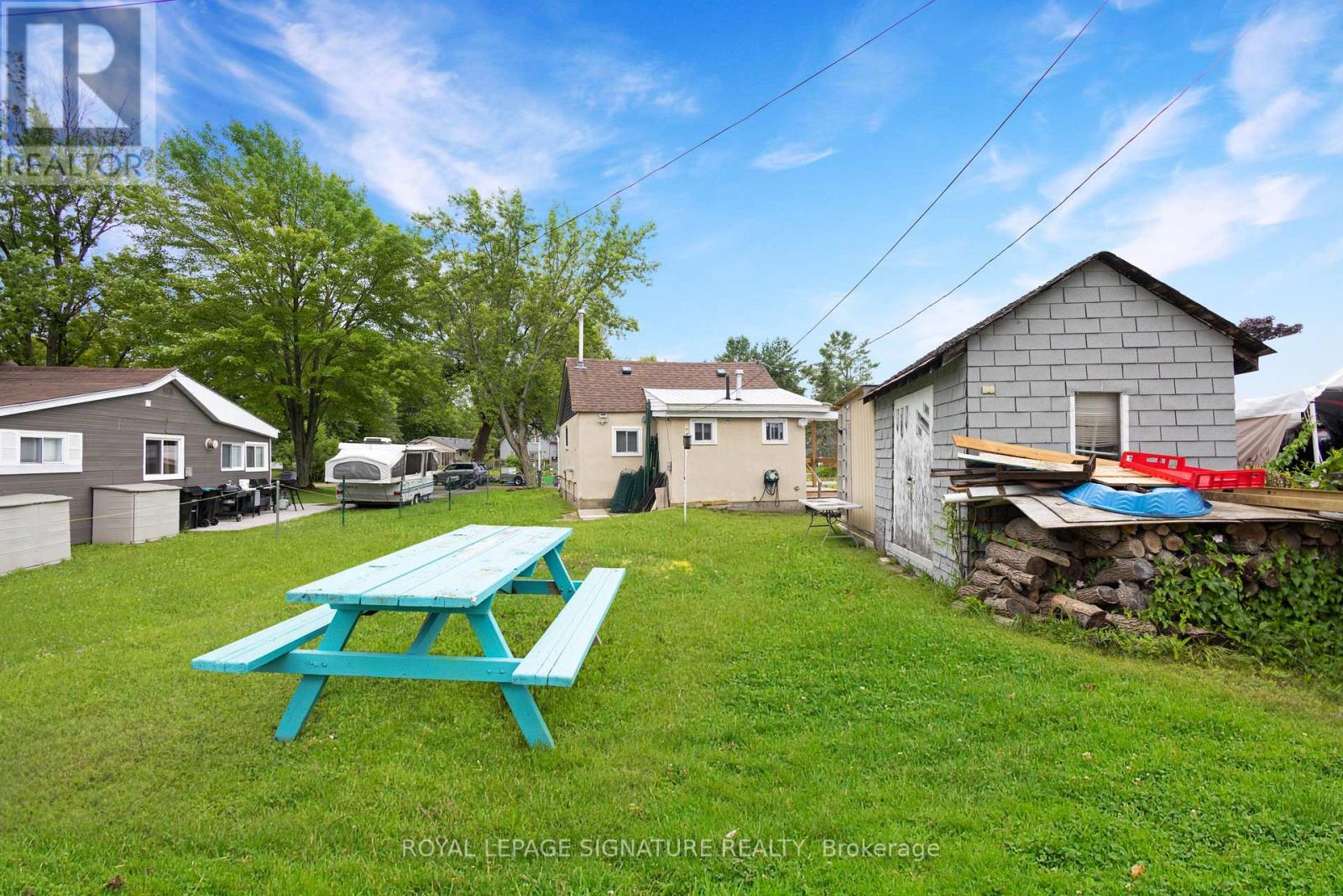 25 PLAYFAIR DRIVE - 32