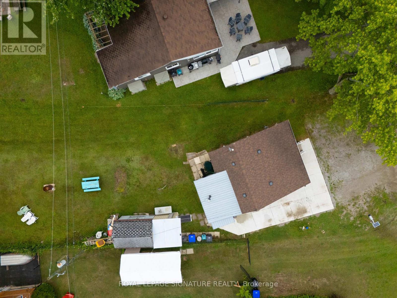 25 PLAYFAIR DRIVE - 40