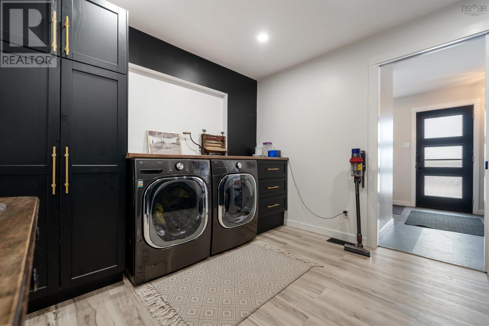 Property 15 of 47 of 1353 Hastings Road