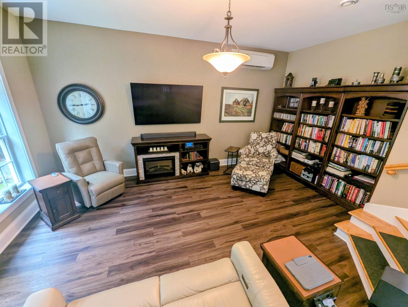 Property 10 of 48 of 305 Club Road