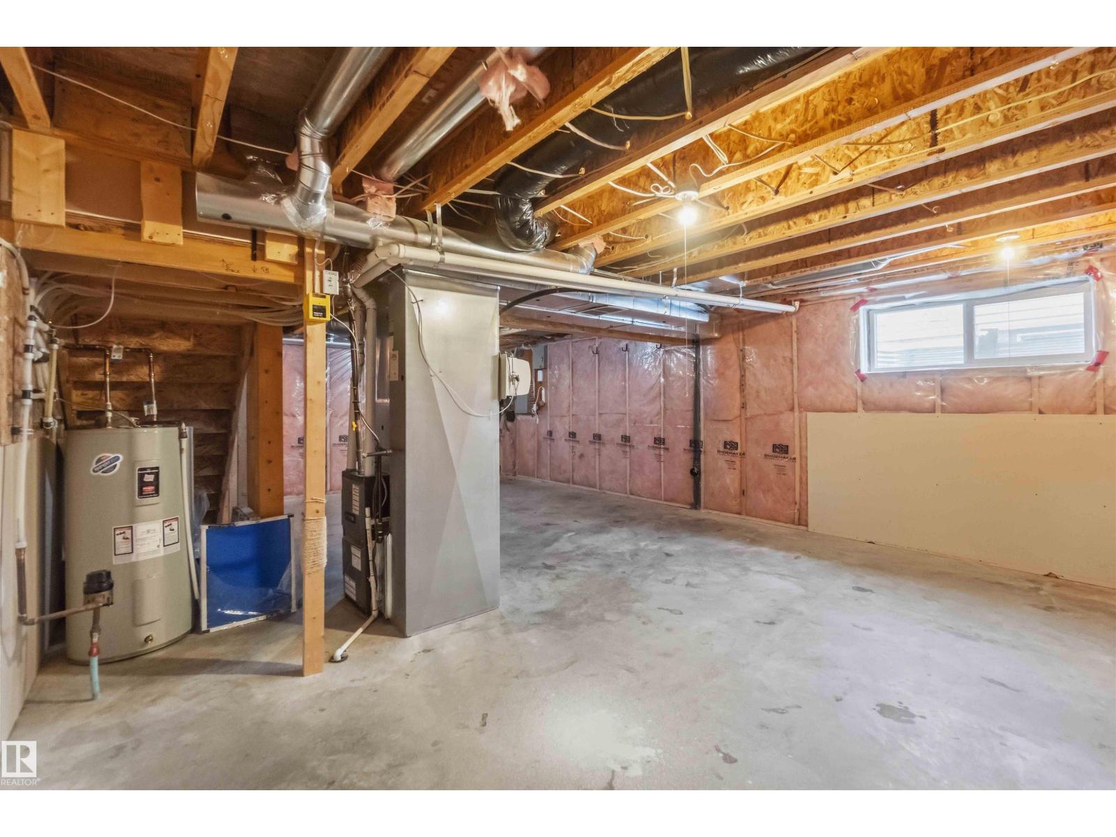 2003 71 ST SW, Edmonton