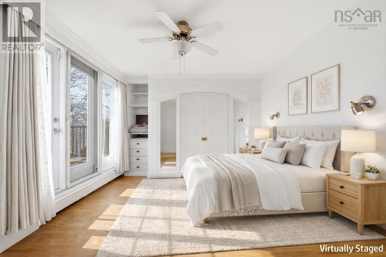 Property 25 of 49 of 1638 Beech Street