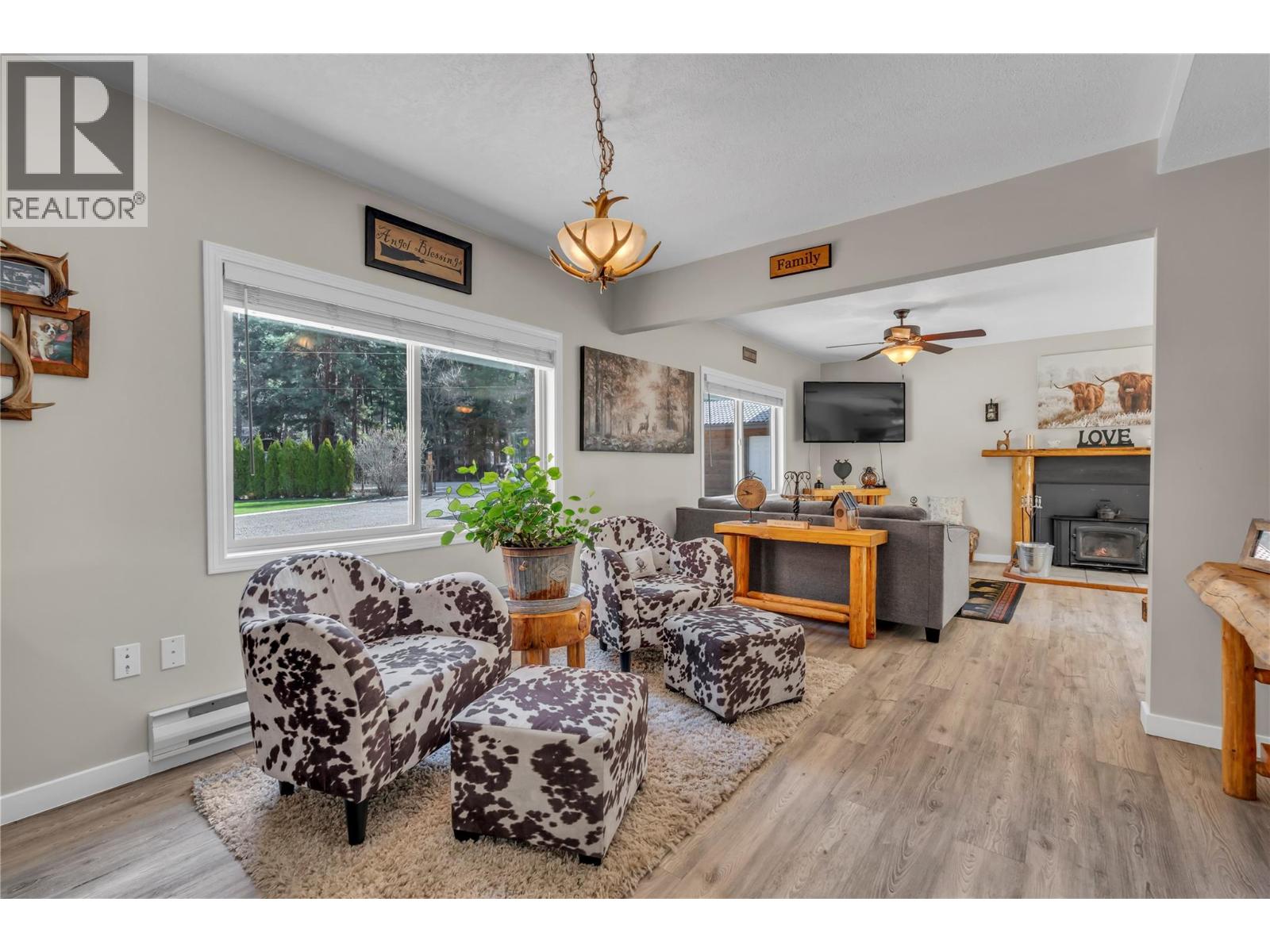 2261 Arcat Road, Princeton