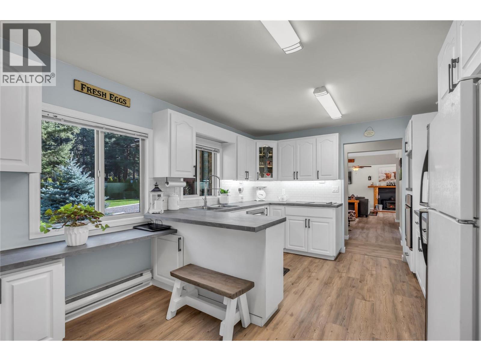 2261 Arcat Road, Princeton