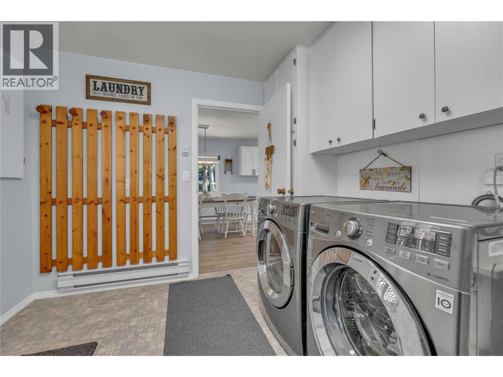 2261 Arcat Road, Princeton