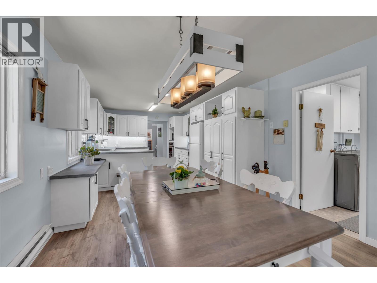 2261 Arcat Road, Princeton