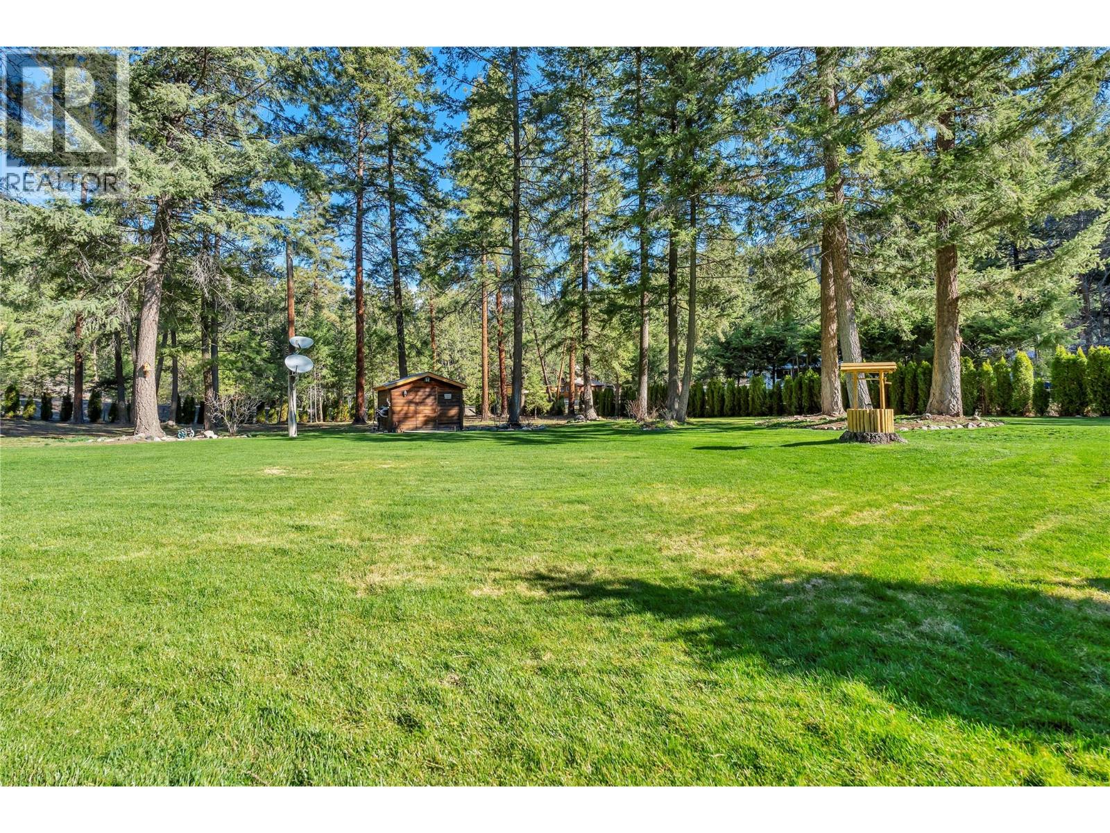 2261 Arcat Road, Princeton