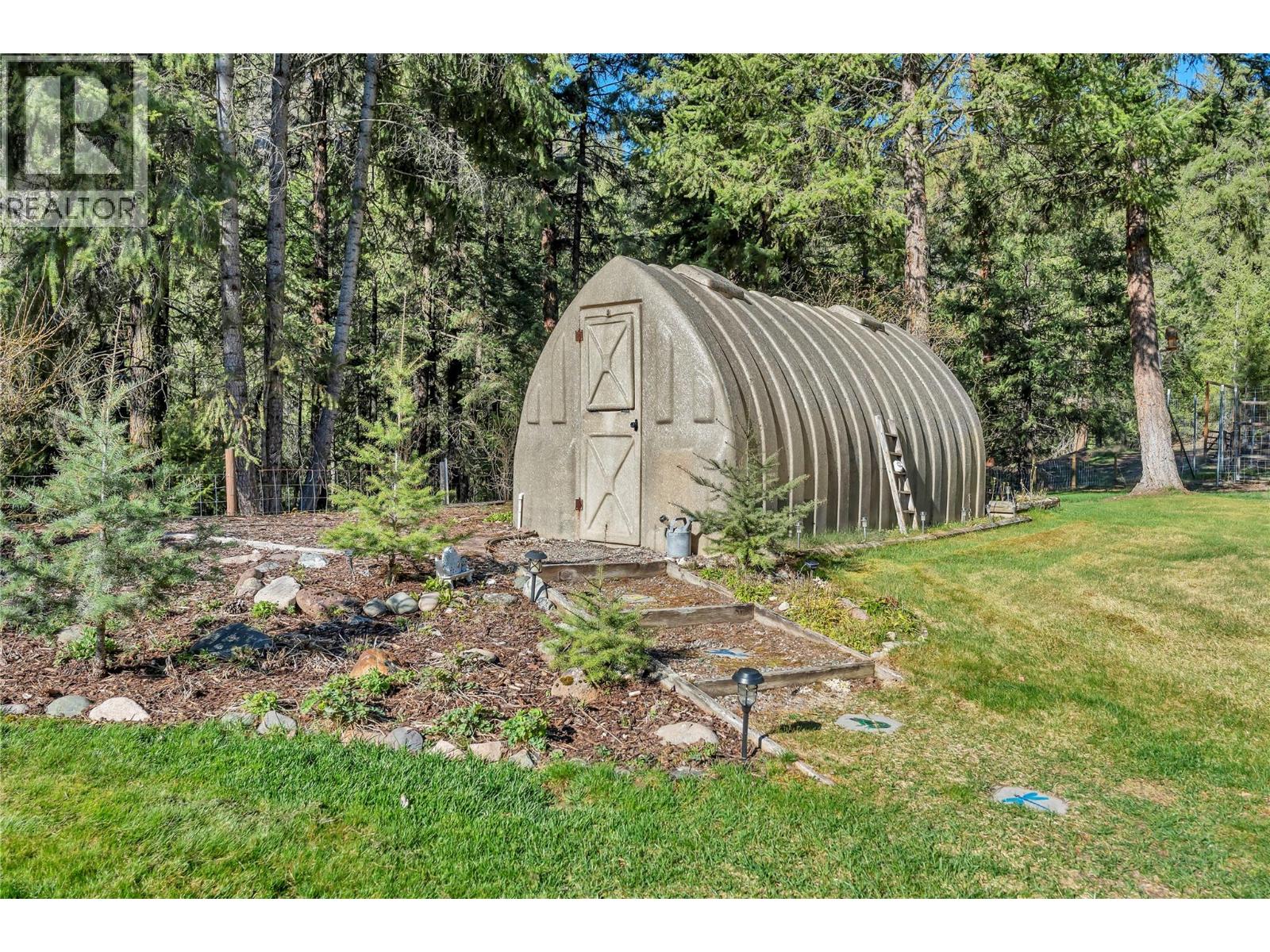 2261 Arcat Road, Princeton