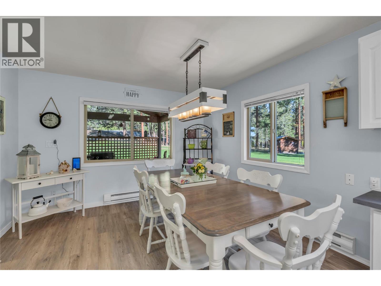 2261 Arcat Road, Princeton