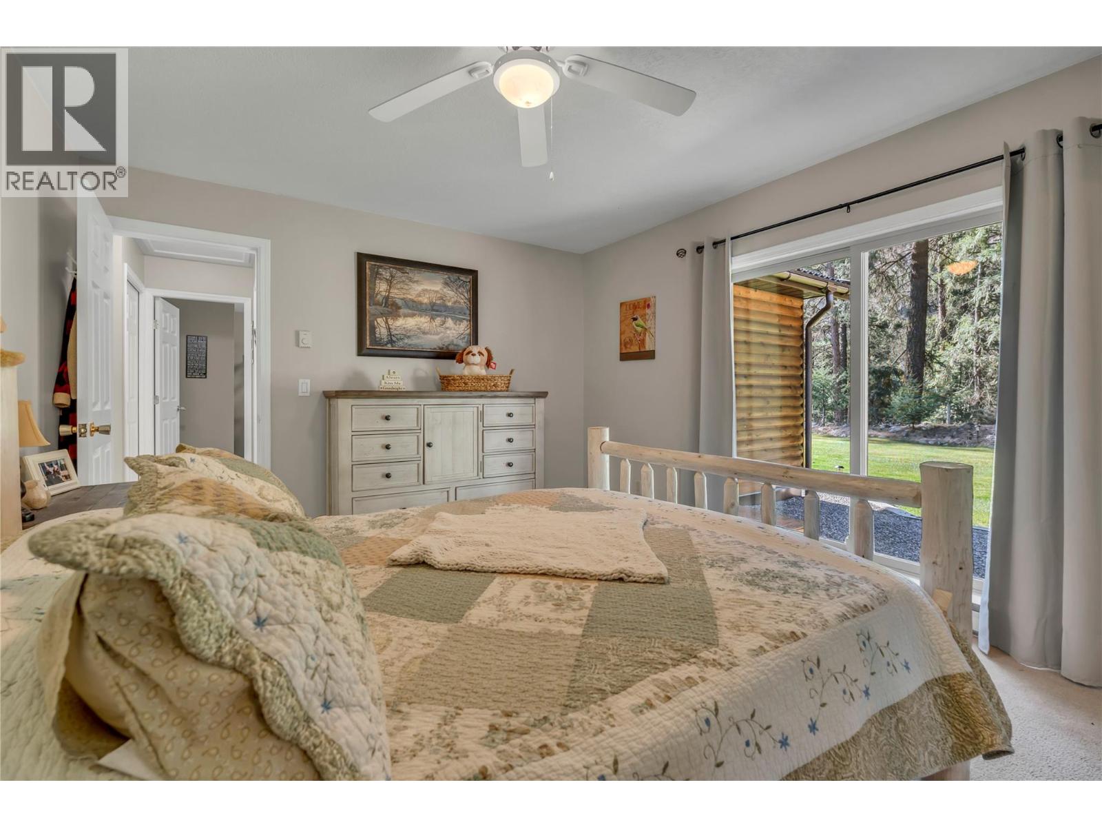 2261 Arcat Road, Princeton