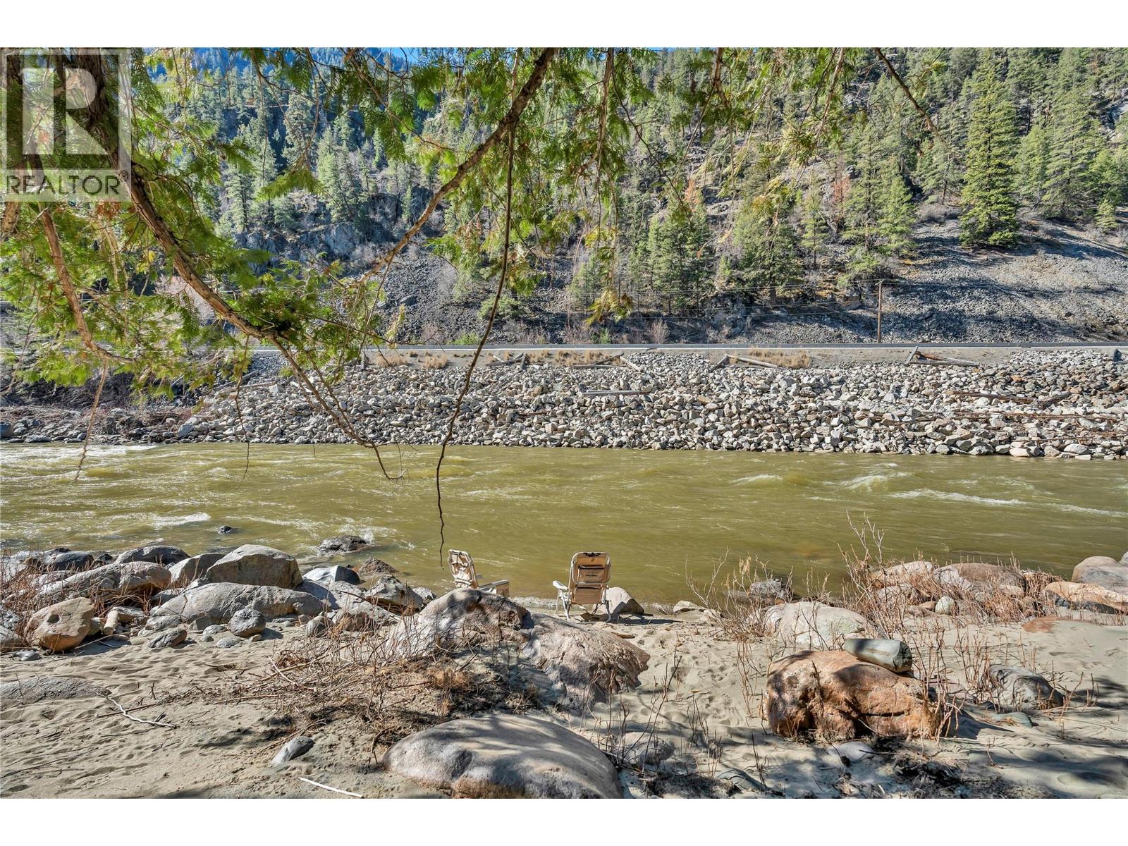2261 Arcat Road, Princeton