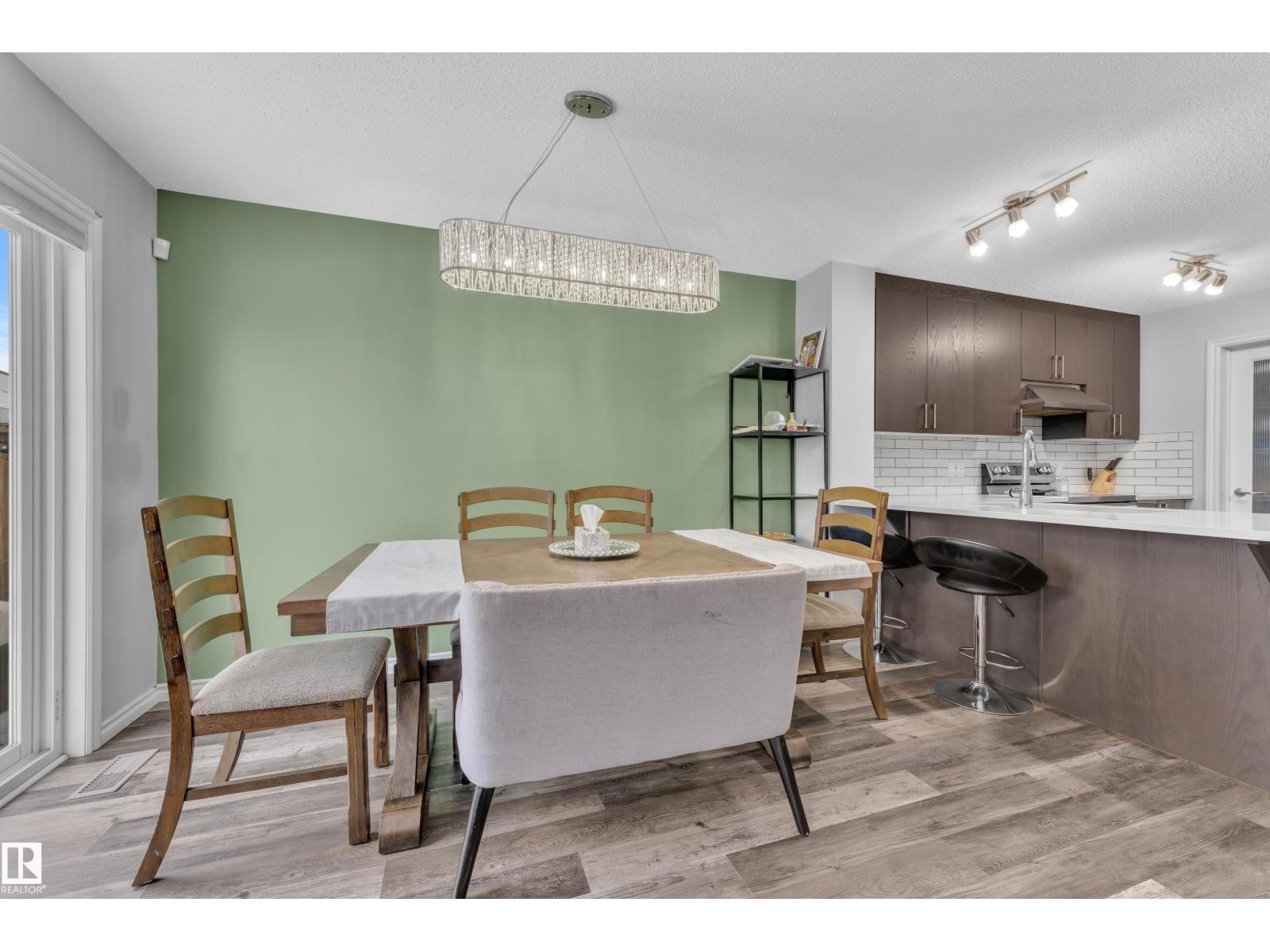 9425 206A ST NW, Edmonton