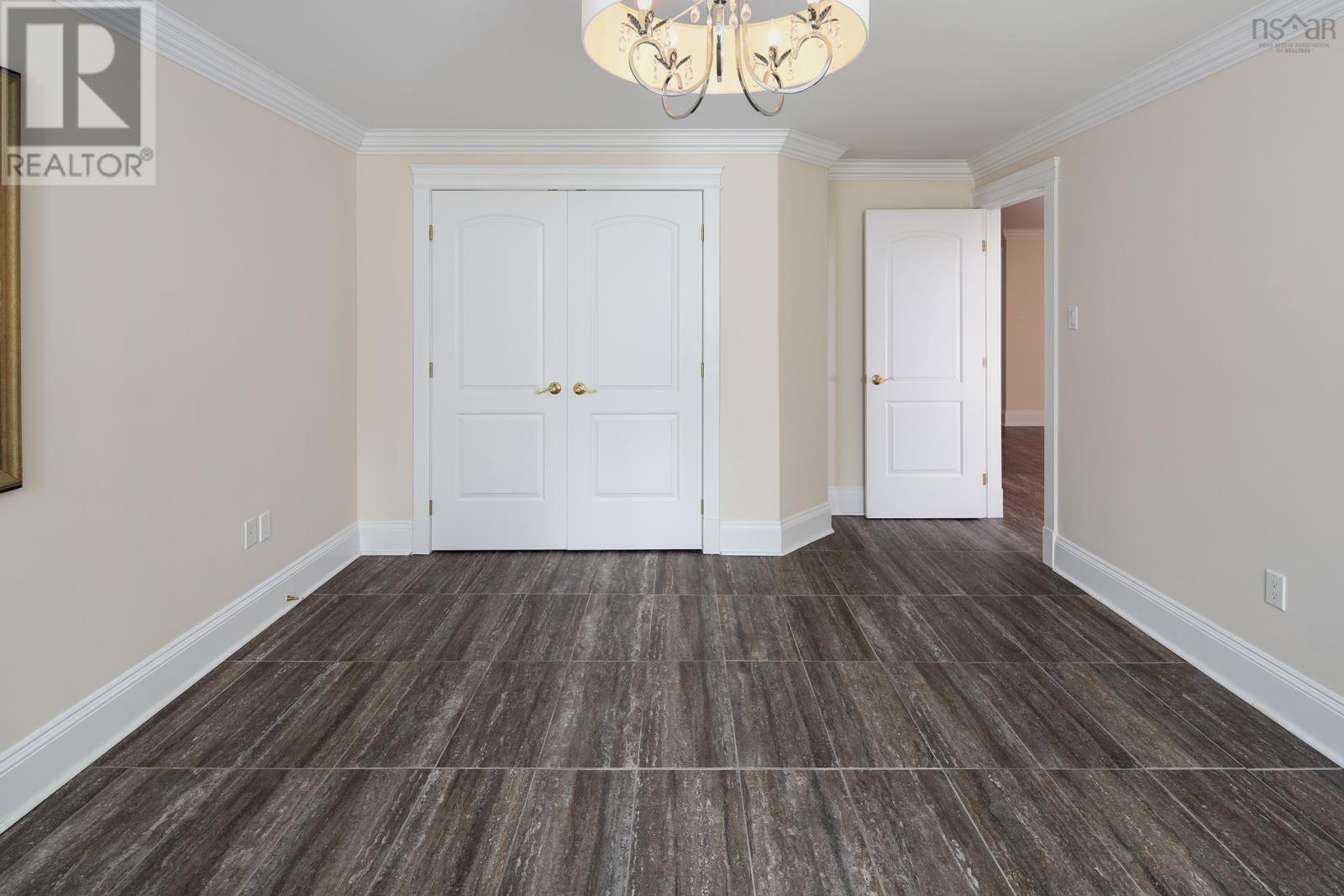 Property 30 of 42 of 44 Kirkwood Court