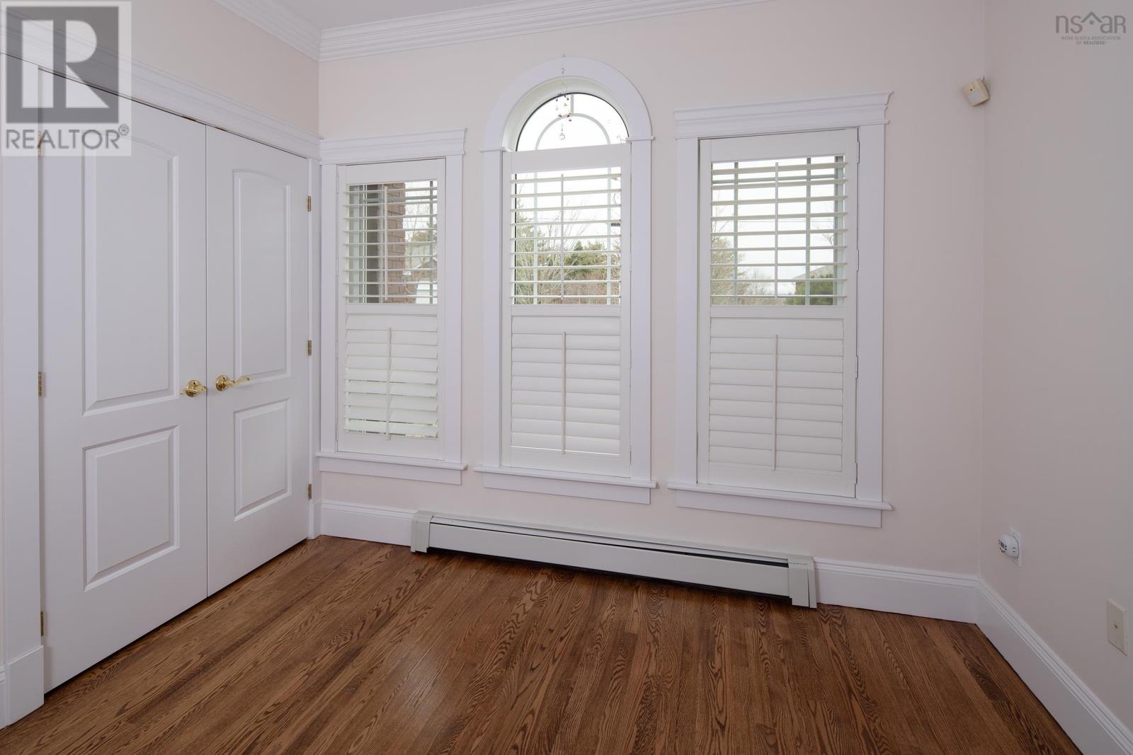 Property 23 of 42 of 44 Kirkwood Court