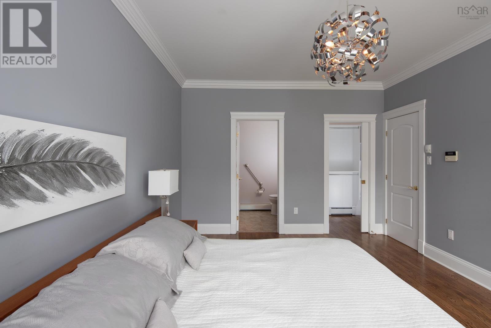 Property 18 of 42 of 44 Kirkwood Court