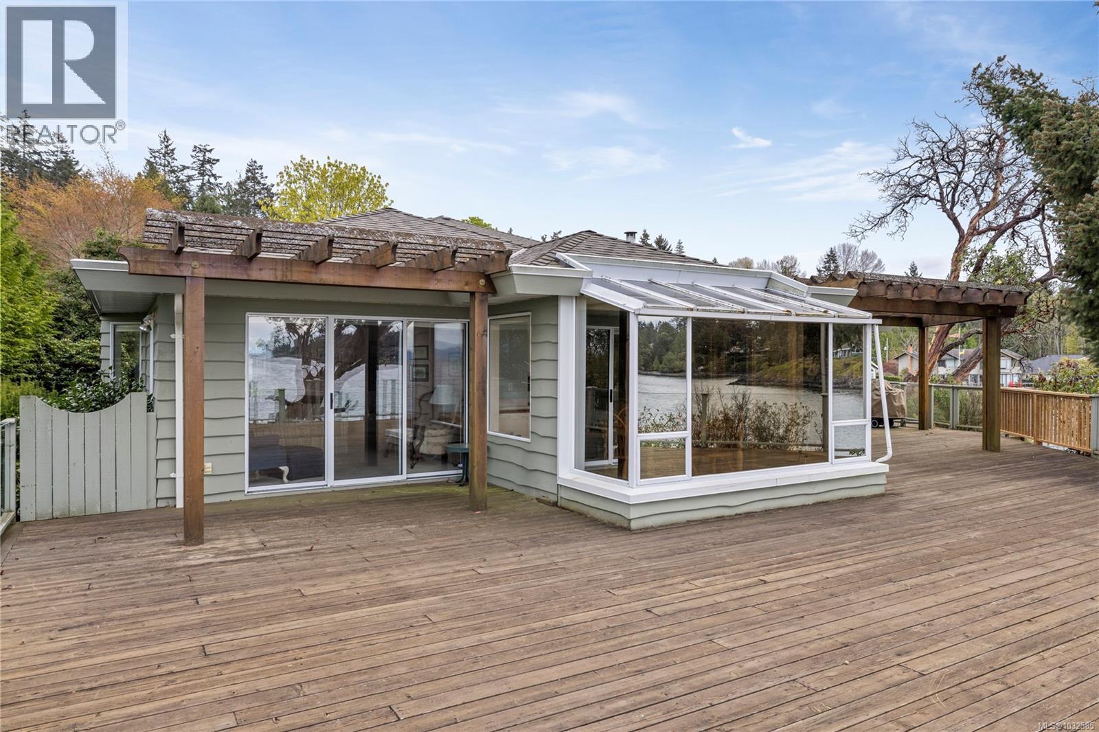 1545 Dorcas Point Rd - 54