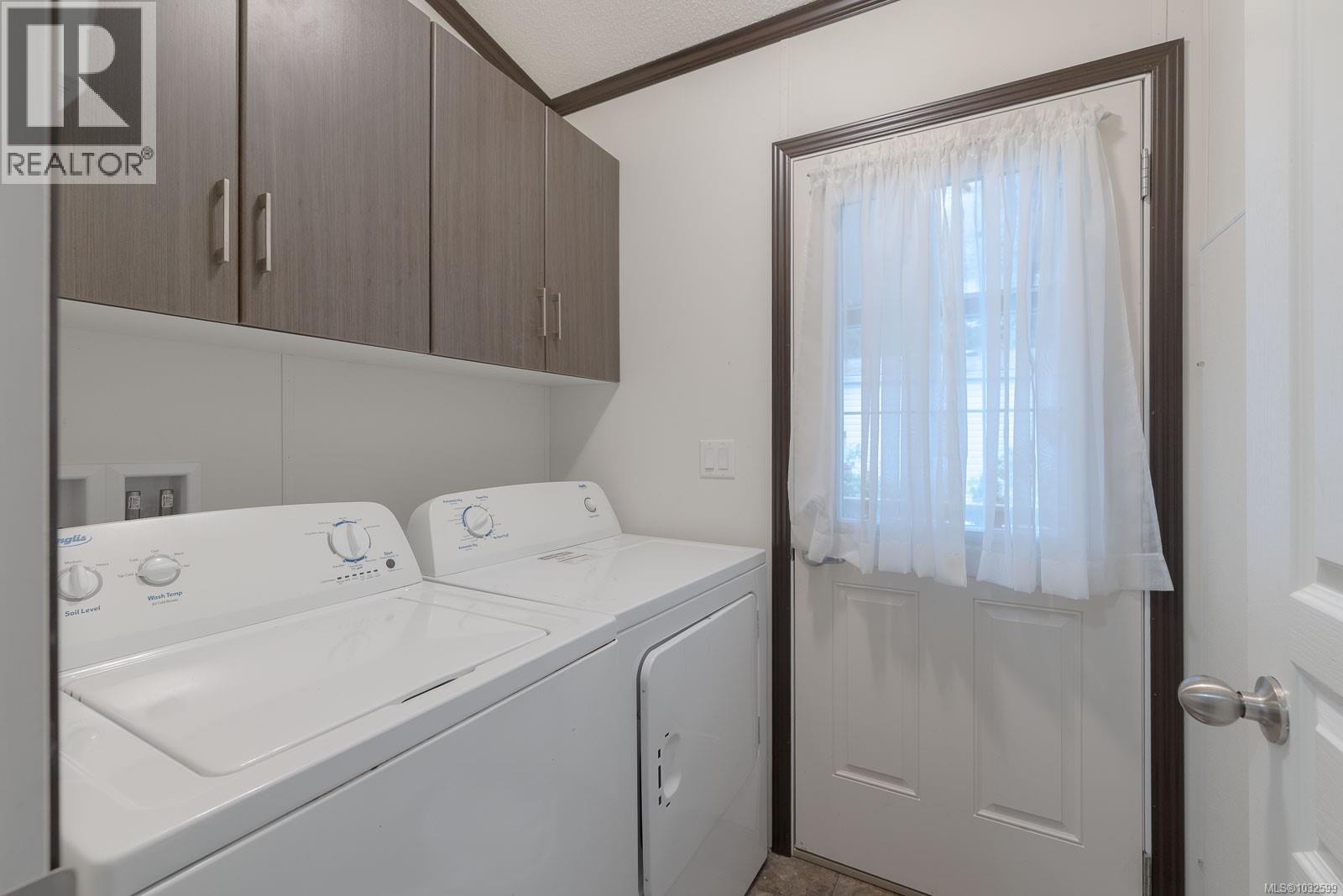 #6 5150 Christie Rd - 28