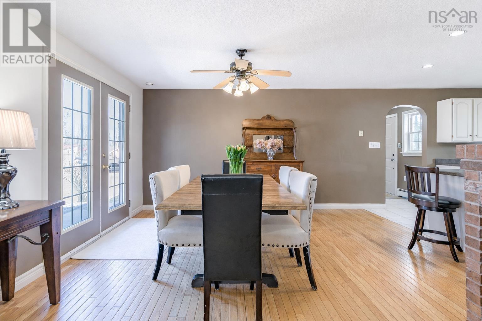 Property 15 of 49 of 665 Maple Street