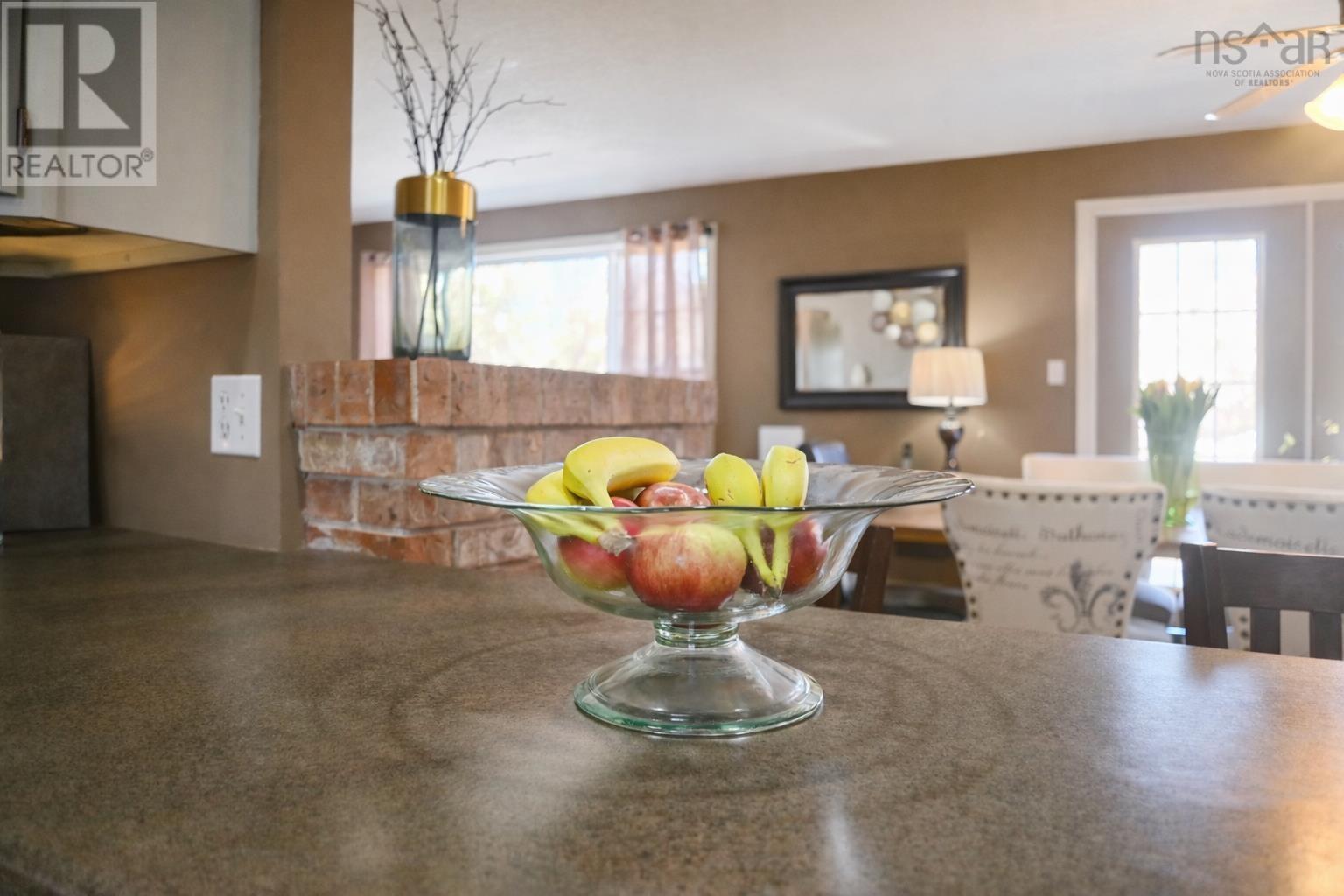 Property 18 of 49 of 665 Maple Street