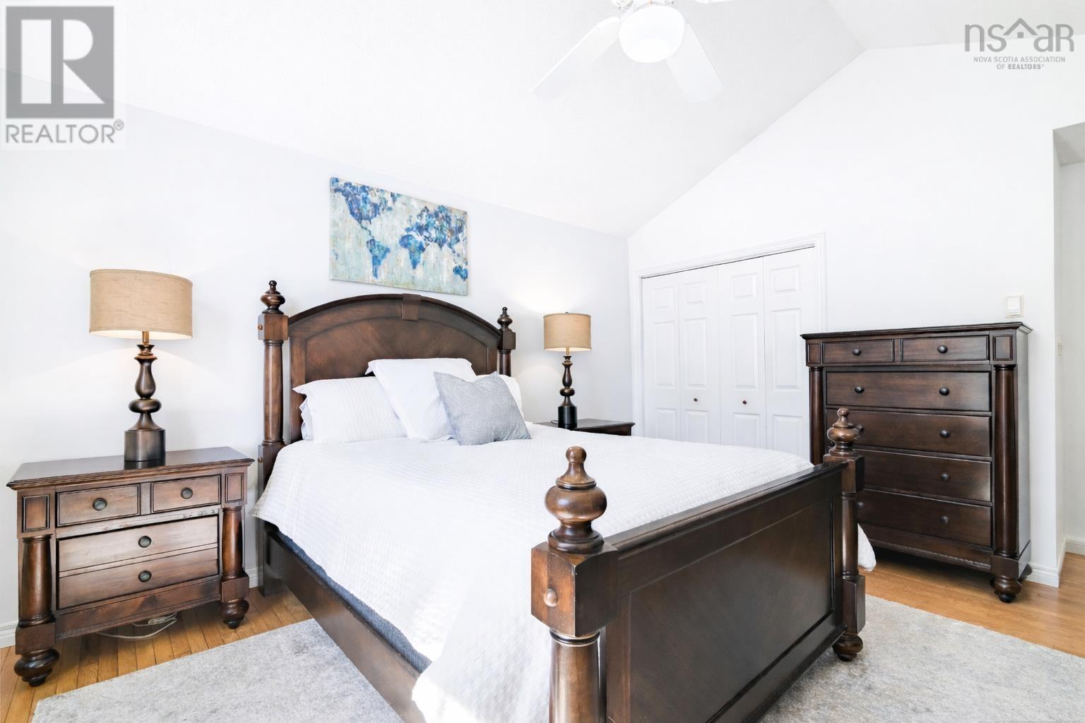 Property 31 of 49 of 665 Maple Street