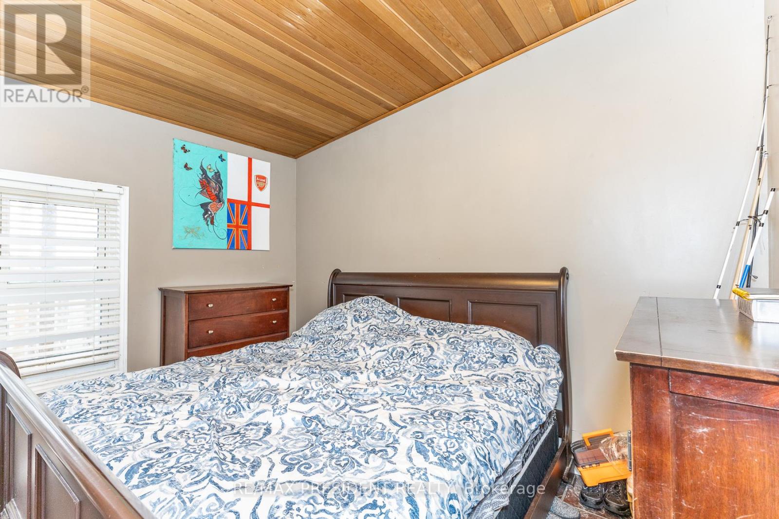 7648 REDSTONE ROAD - 28