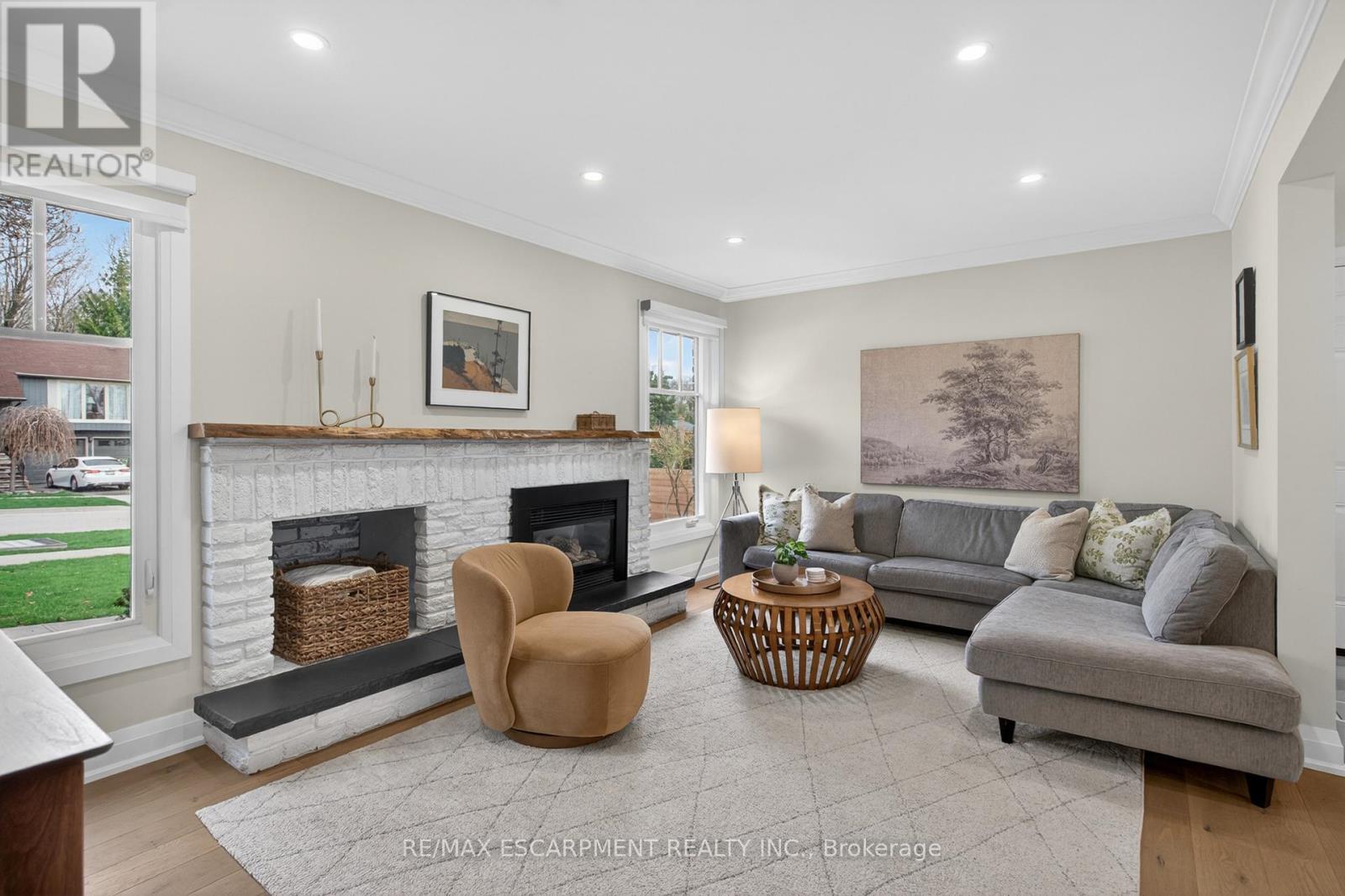 1878 HEATHER HILLS DRIVE, Burlington (Tyandaga), Ontario, L7P3A3 — Photo 3
