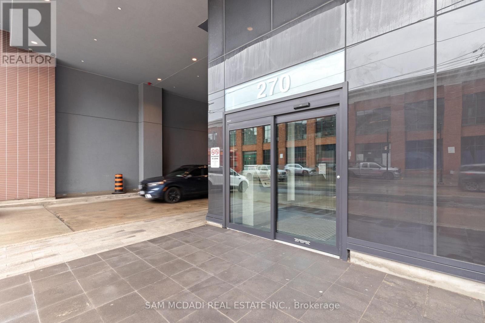 #PH01 270 DUFFERIN STREET - 12