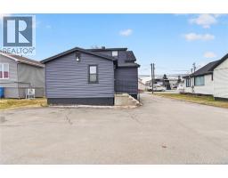 379 Champlain Street, Dieppe, NB E1A1P3 Photo 16