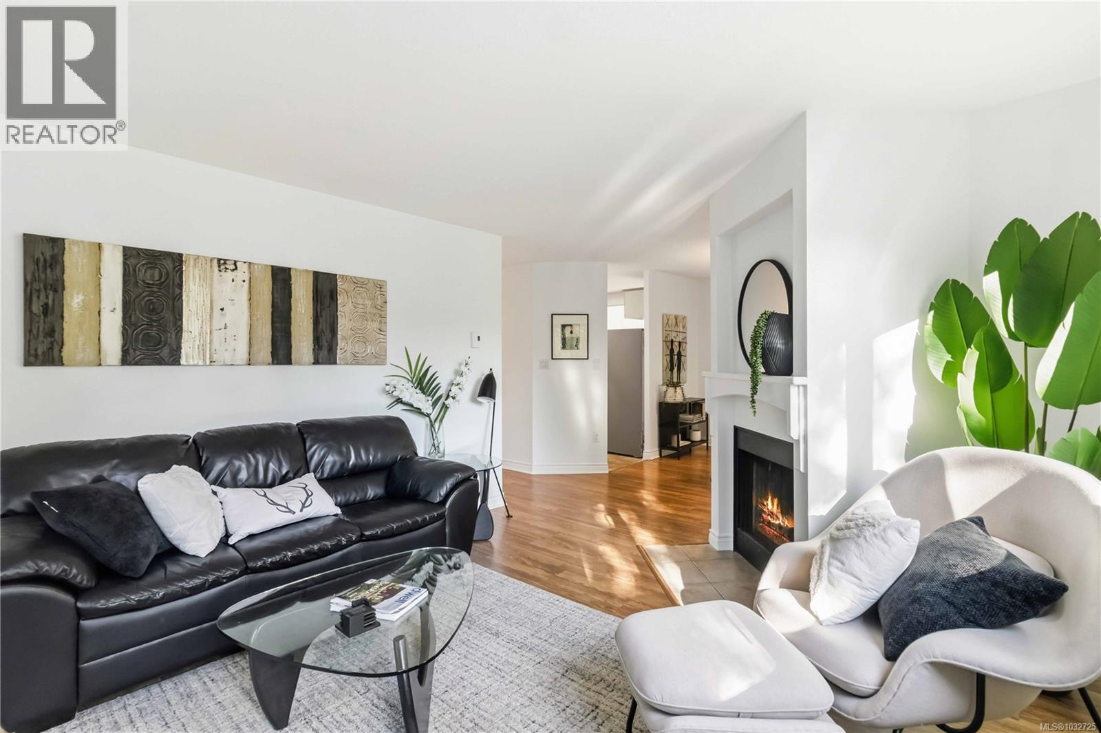 #302 1436 Harrison St - 3