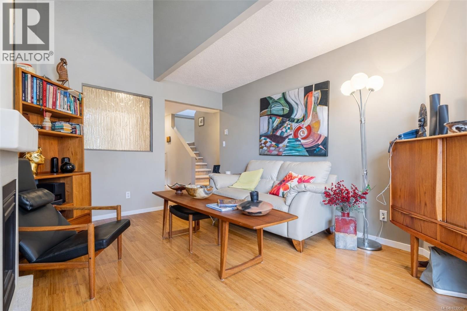 1771 Bay St - Image 3