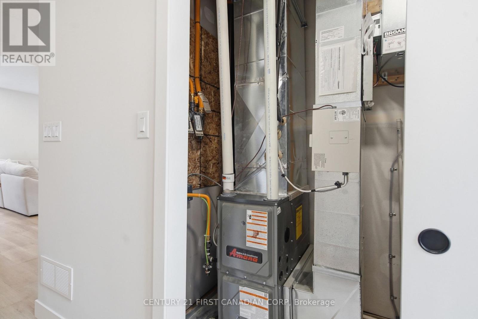 193 - 310 CALLAWAY ROAD Property Photo