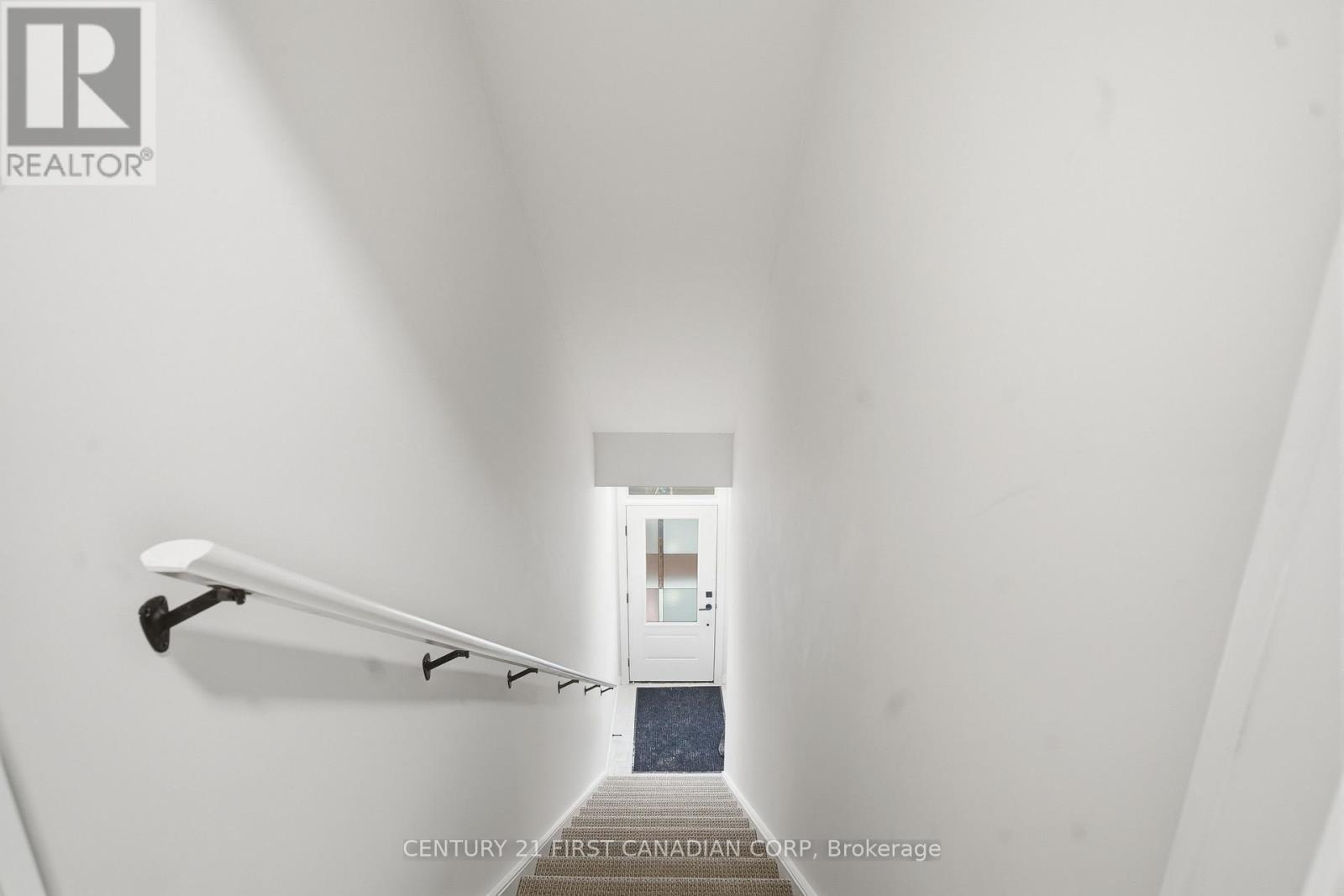 193 - 310 CALLAWAY ROAD Property Photo