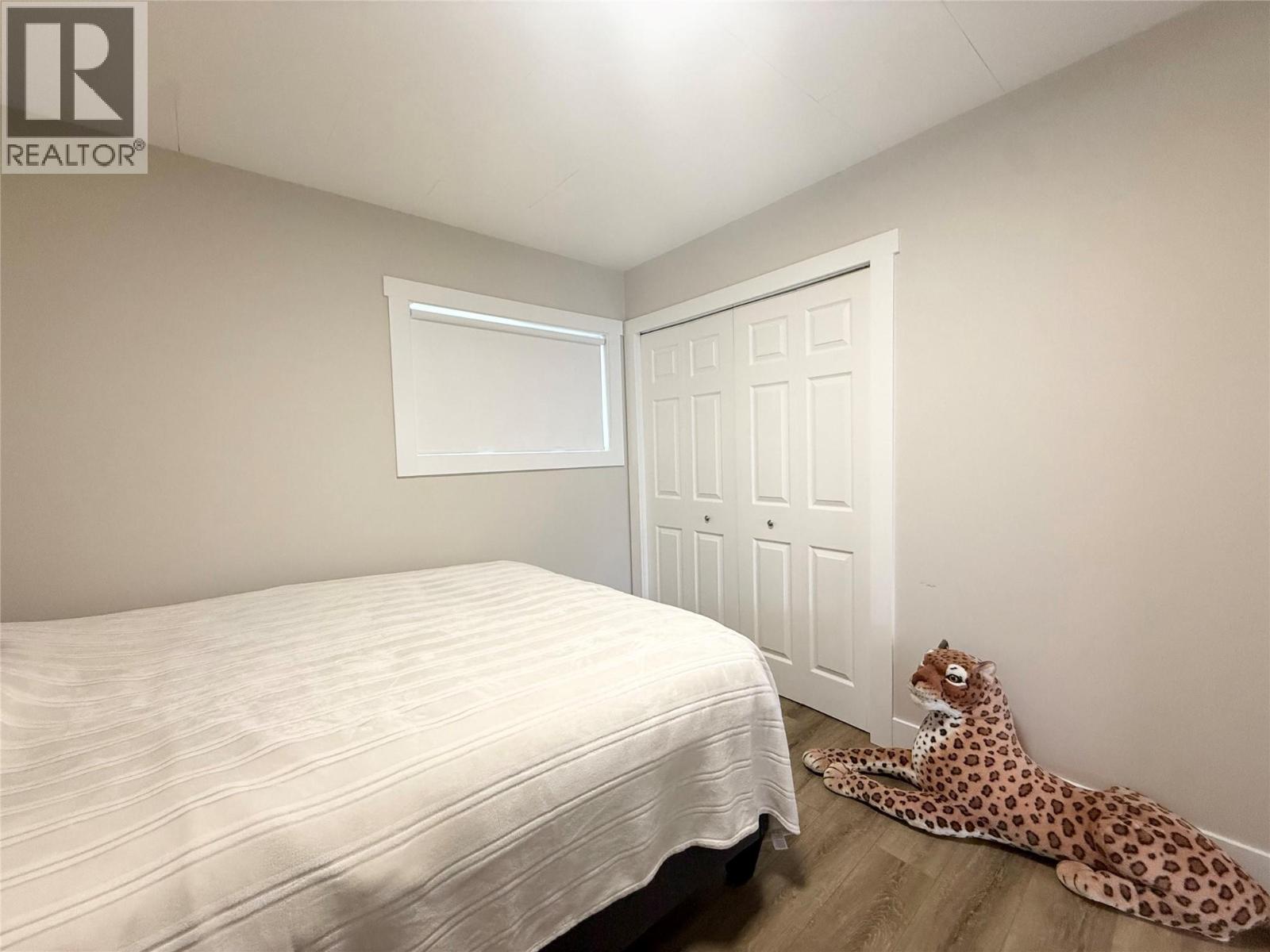 #A&B 2099 BLAIR Street - 13