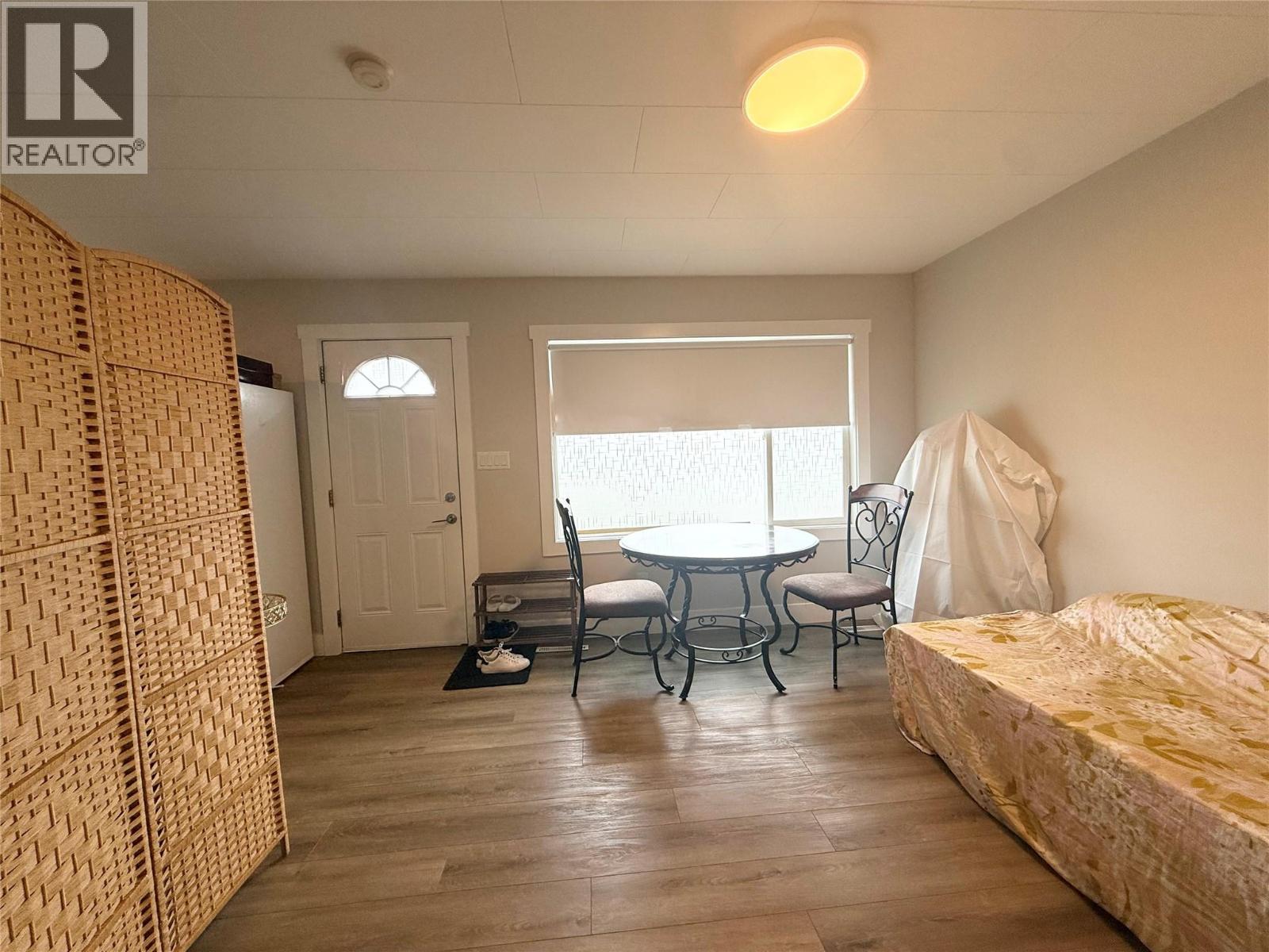 #A&B 2099 BLAIR Street - 6