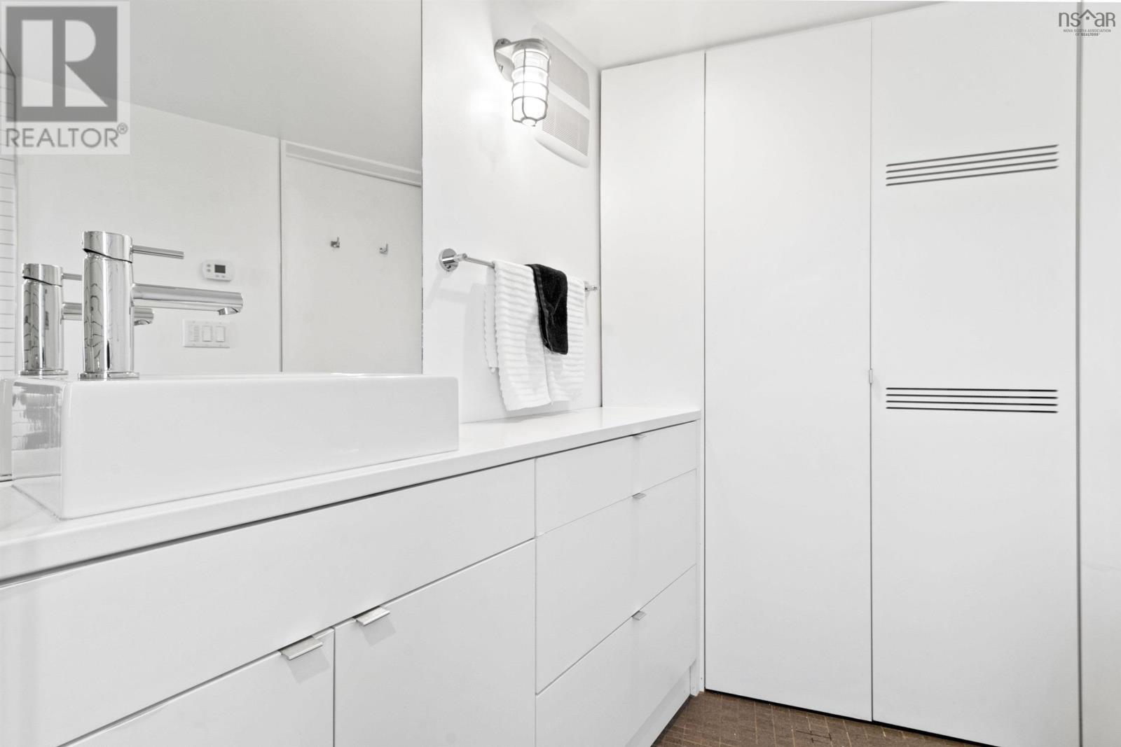 Property 20 of 44 of 120 Net Yard Lane