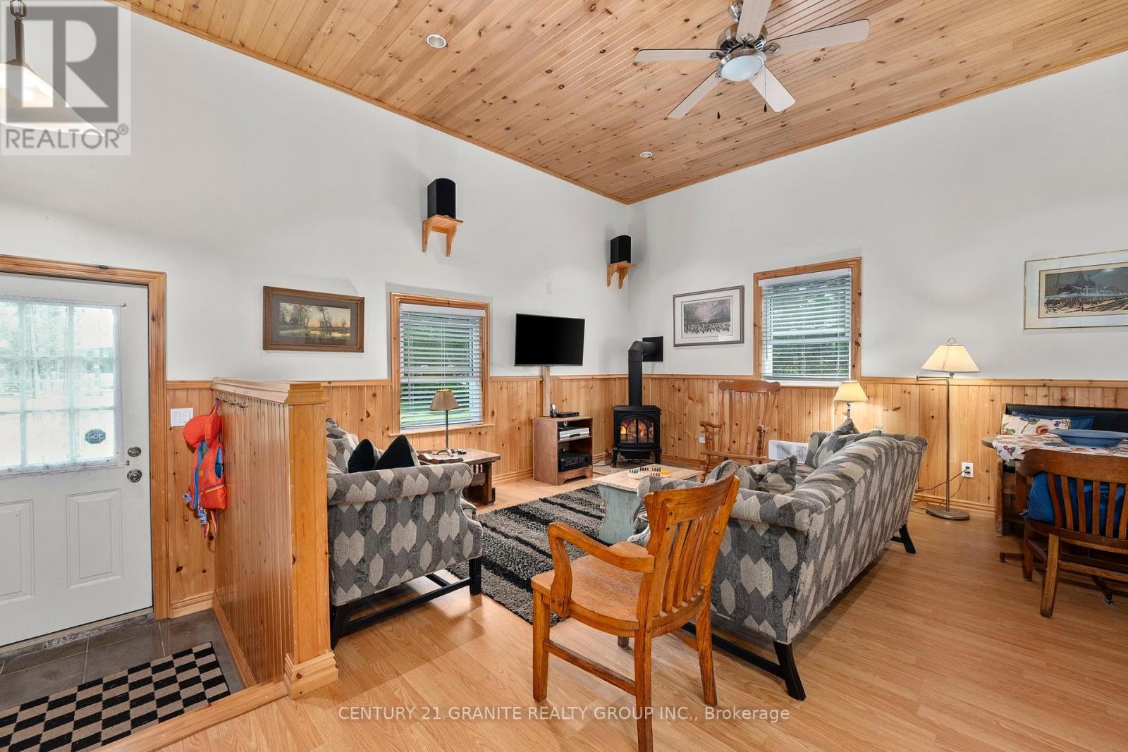 3493 SOUTH BAPTISTE LAKE ROAD — photo 4