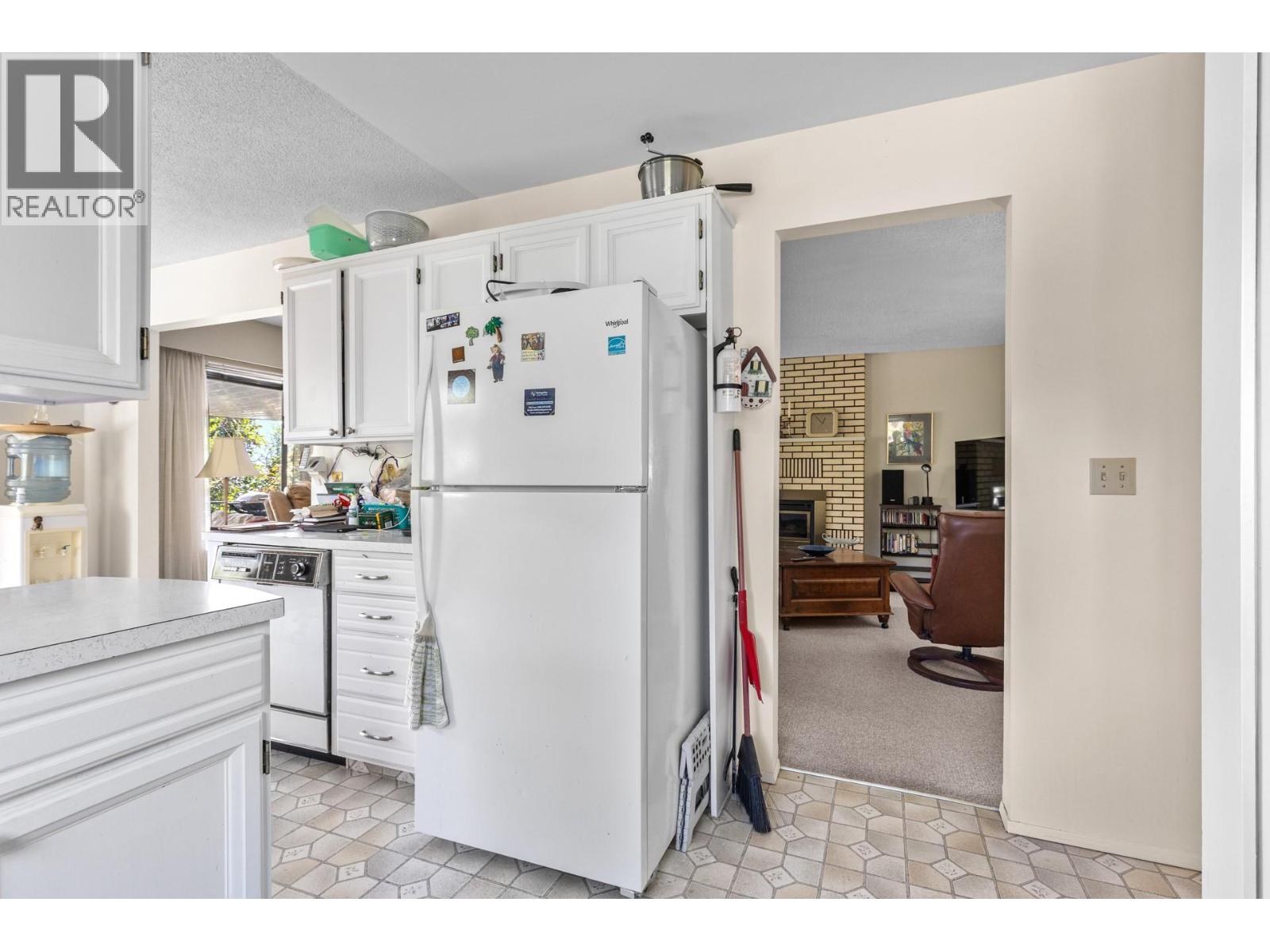  5284 Tailyour Lane, Peachland