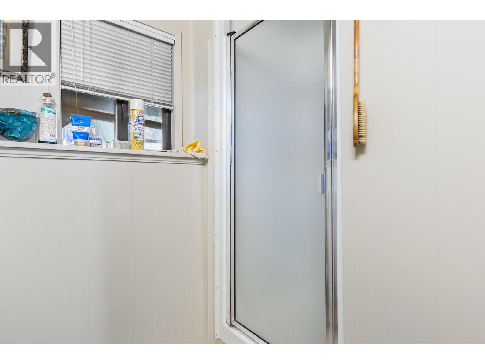  5284 Tailyour Lane, Peachland