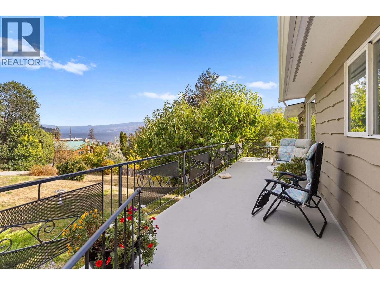  5284 Tailyour Lane, Peachland