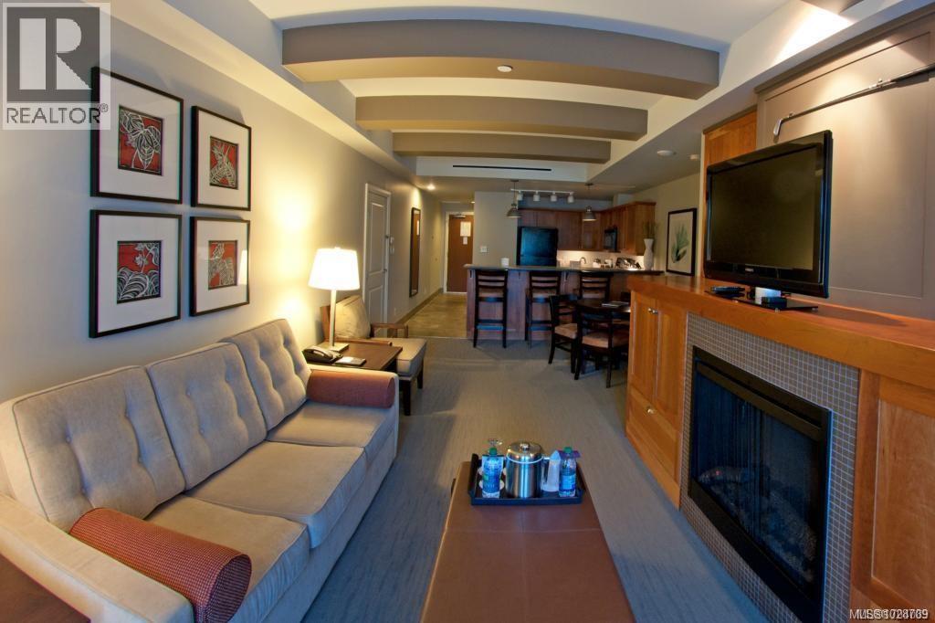 232/234 1999 Country Club Way, Langford