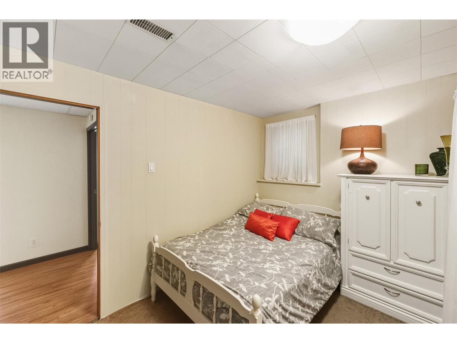 13031 Steven Avenue, Summerland