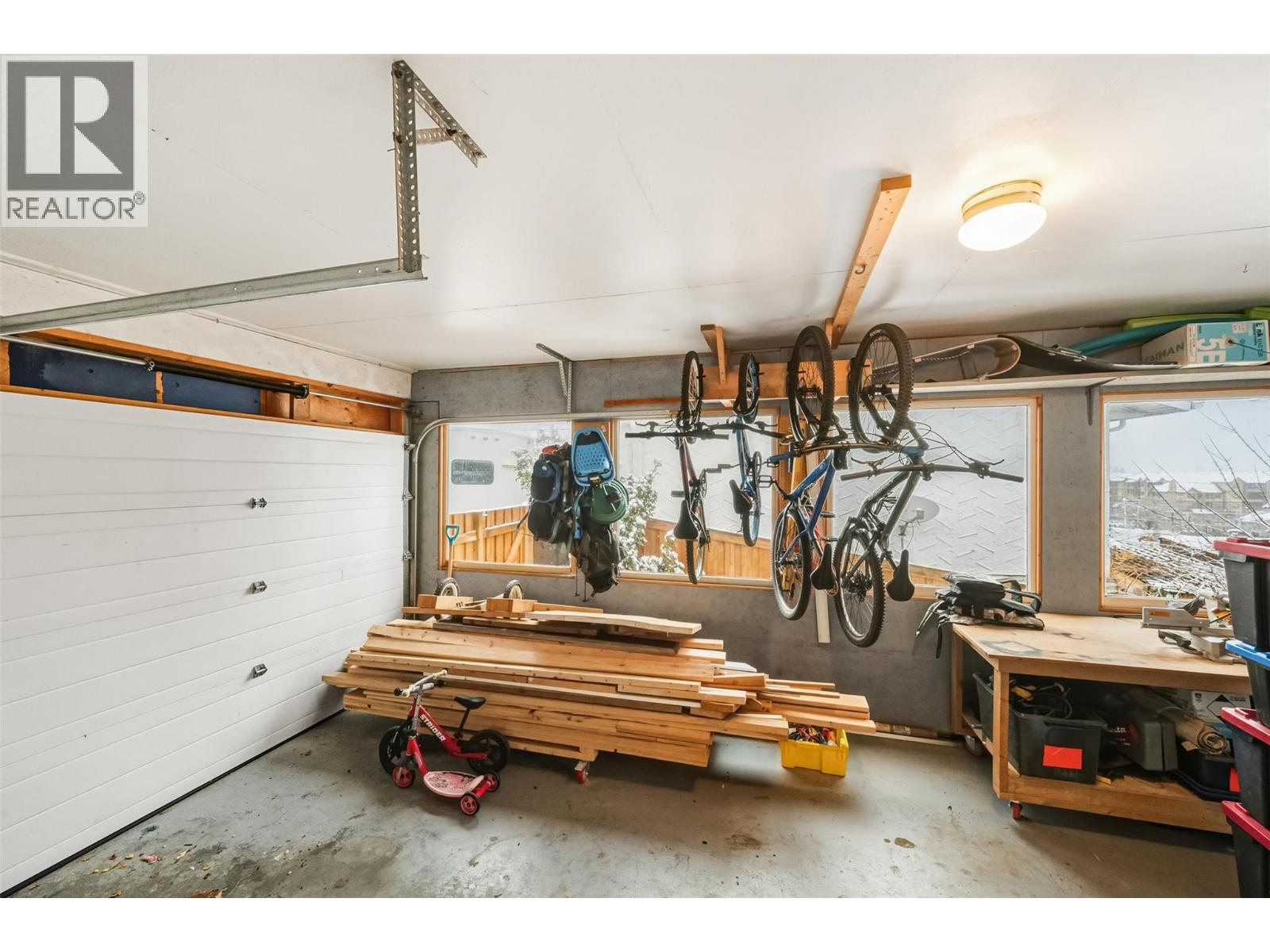 13031 Steven Avenue, Summerland