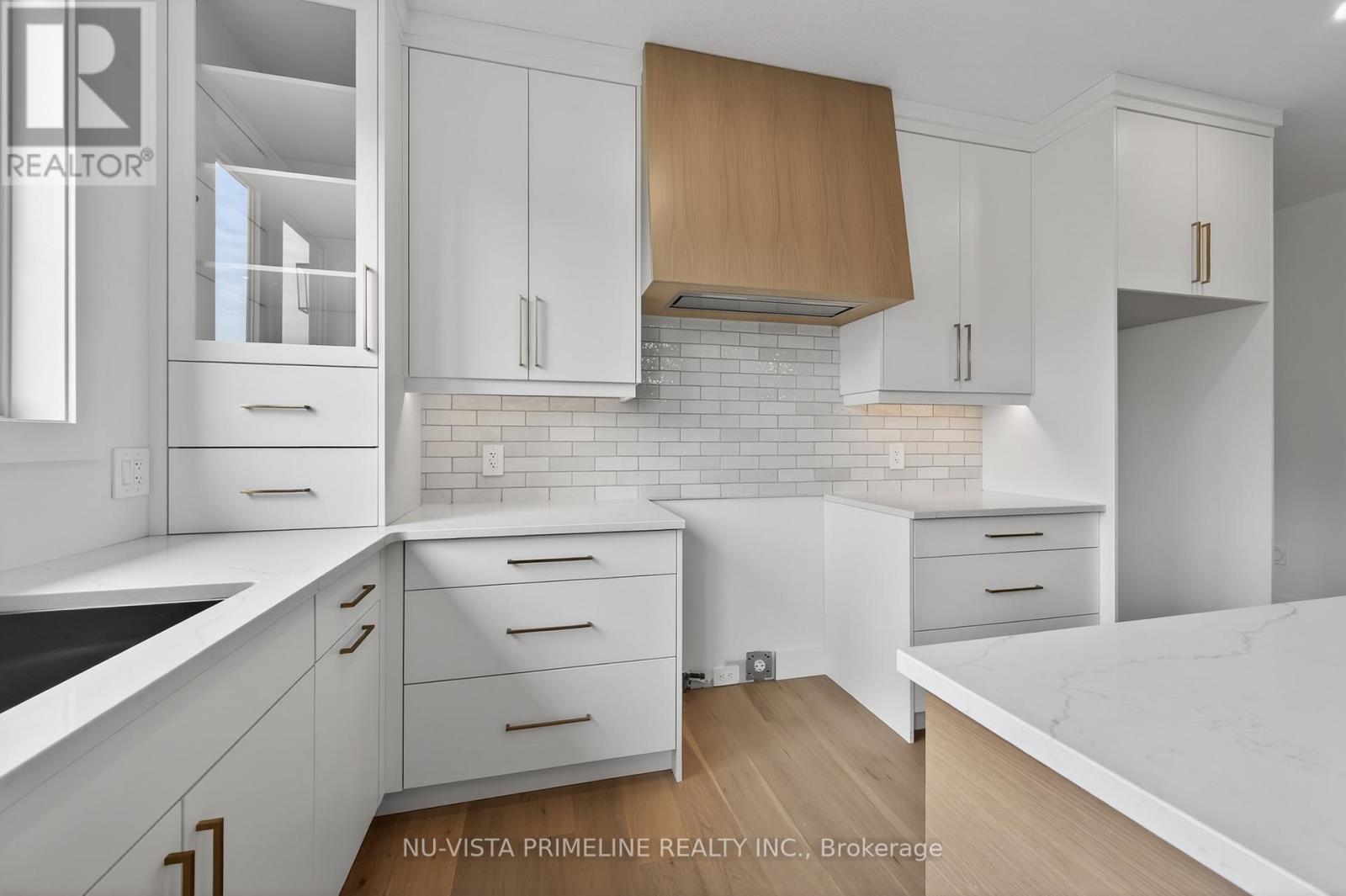 115 TIMBERWALK TRAIL W Property Photo